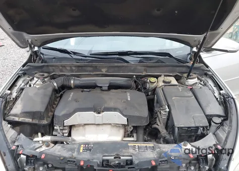 2015 Chevrolet Malibu 1Lt из США, поврежденный, VIN 1G11C5SL2FU153277